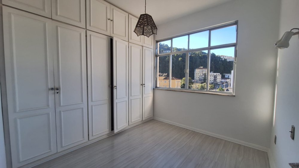 Apartamento - Venda - Vrzea - Terespolis - RJ