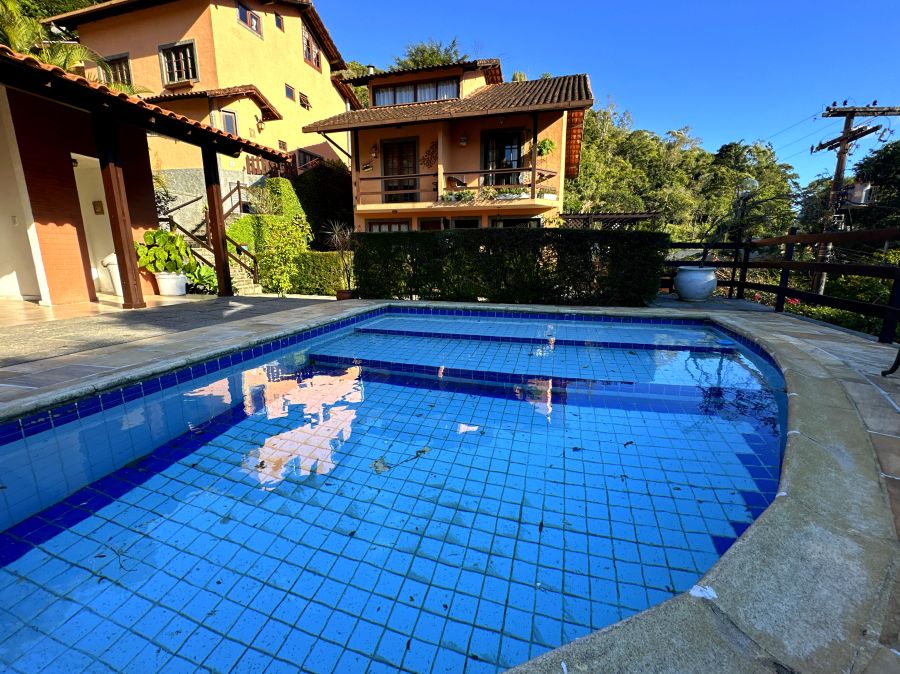 Casa - Venda - Carlos Guinle - Teresópolis - RJ